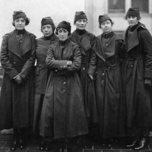 Women-in-the-Military-9-12